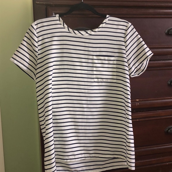 Old Navy Tops - Striped top!